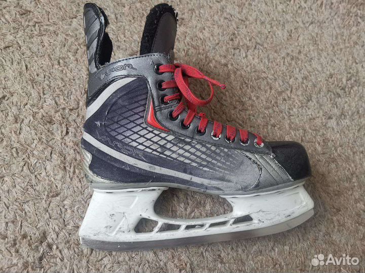 Хоккейные коньки bauer