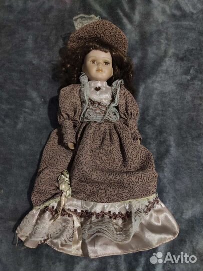 Кукла фарфоровая коллекционная
