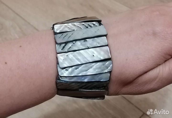 Браслет широкий из перламутра