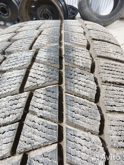 Maxxis Arctic Trekker SP03 205/55 R16 94T