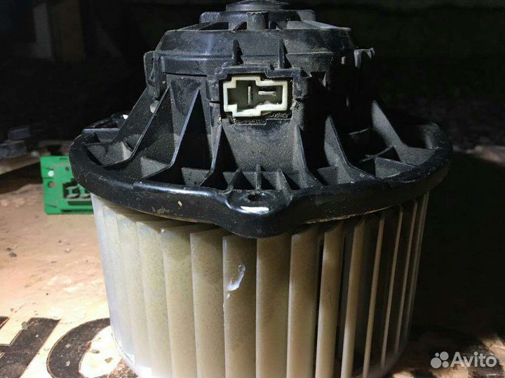 Моторчик печи kia sportage 3