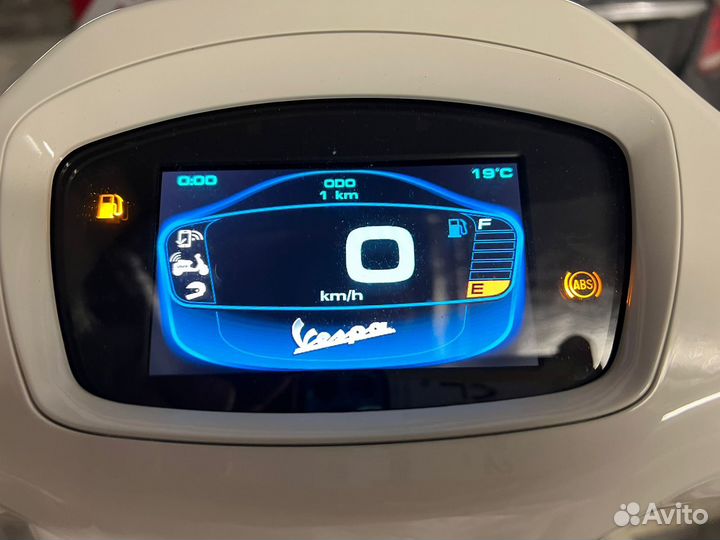 Vespa primavera justin biber 150