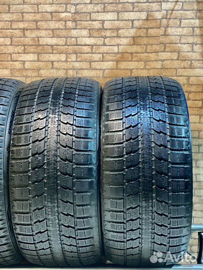Toyo Observe GSi-5 295/40 R21