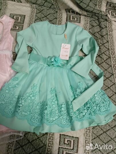 Платья для девочки новые