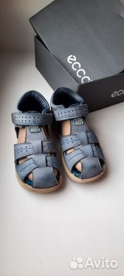 Босоножки Ecco кожаные на мальчика 25 р