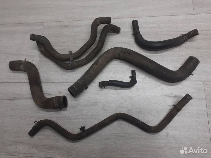 Патрубок системы охлаждения Geely Atlas