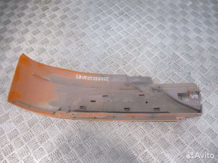 Спойлер бампера Mercedes-Benz A9438851725