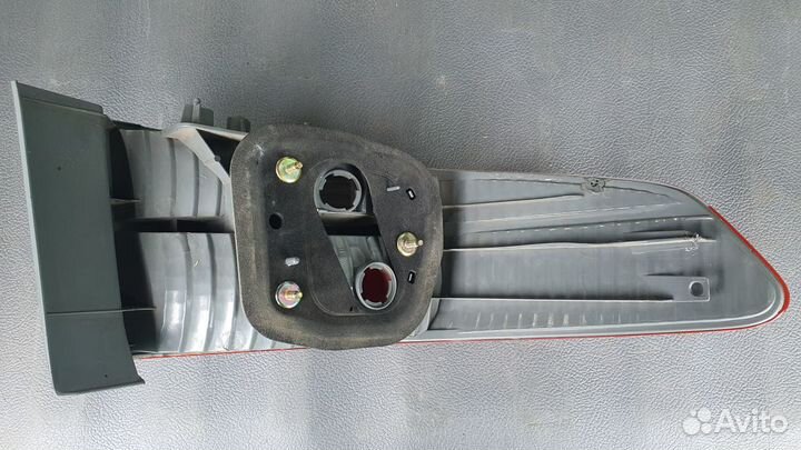 Стоп-сигнал Honda Inspire