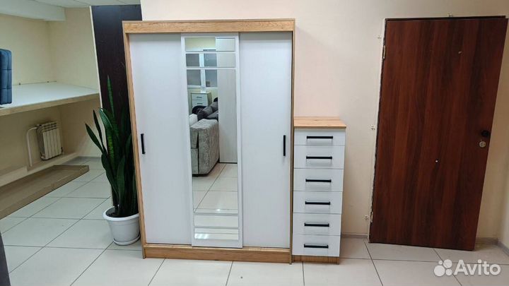 Тумба комод под телевизор