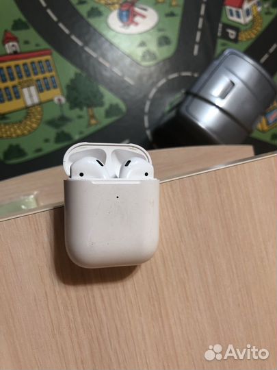 Airpods 2 реплика