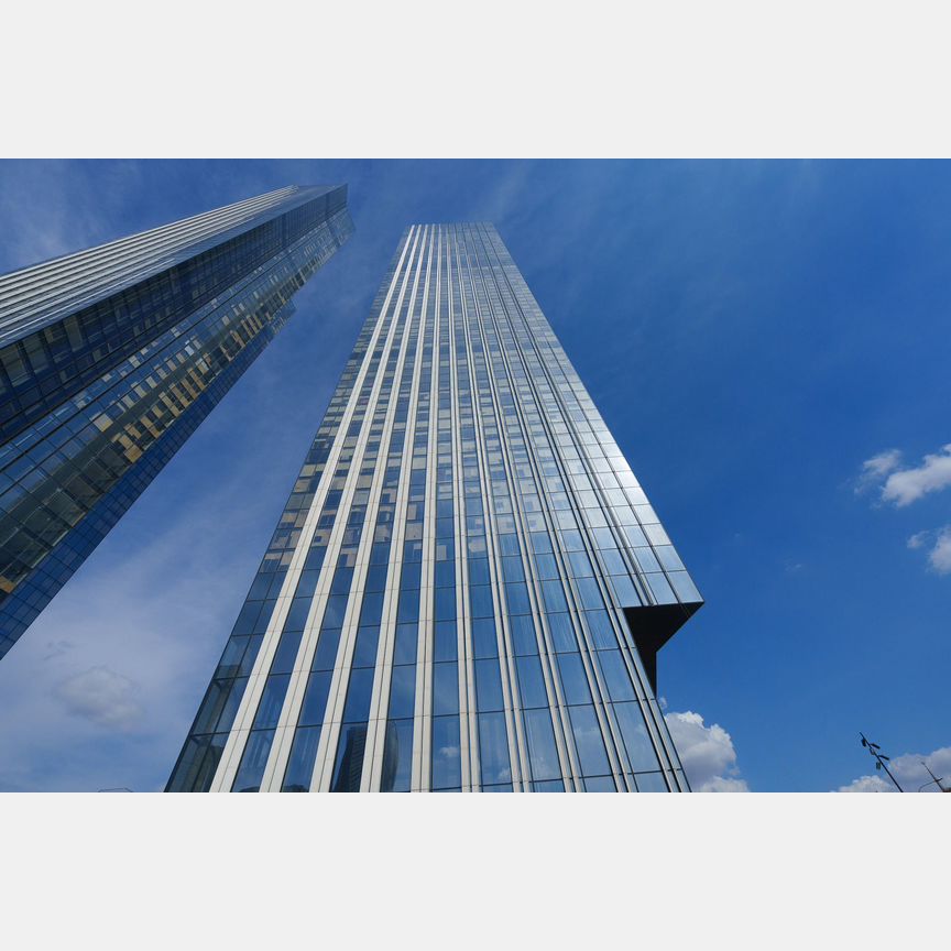 3-к. квартира, 105,8 м², 41/67 эт.