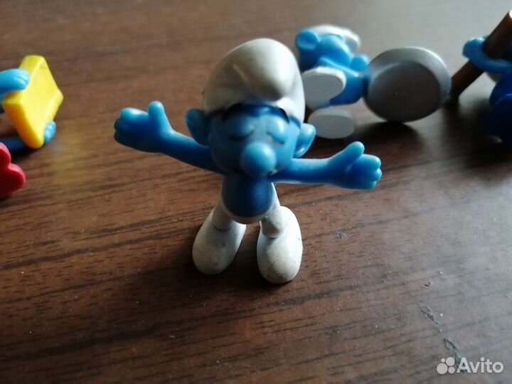 Киндер сюрприз смурфики