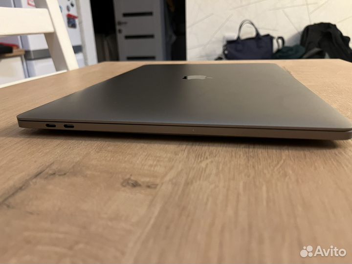 Apple MacBook Pro 15 2018