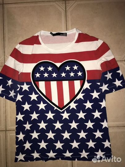 Футболка love moschino