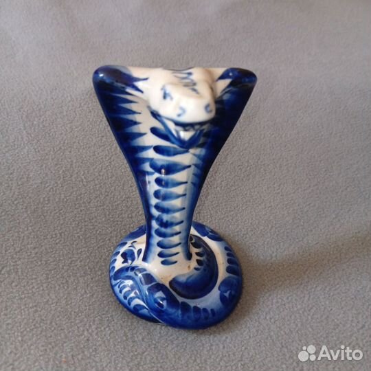 Статуэтка змея гжэль фарфоровая