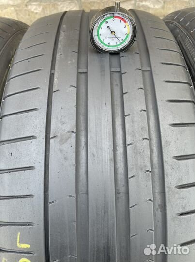 Pirelli P Zero PZ4 245/45 R20