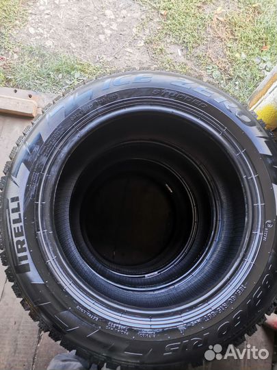 Pirelli Ice Zero 185/60 R15