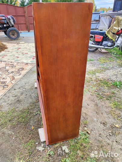 Шкаф под лестницу