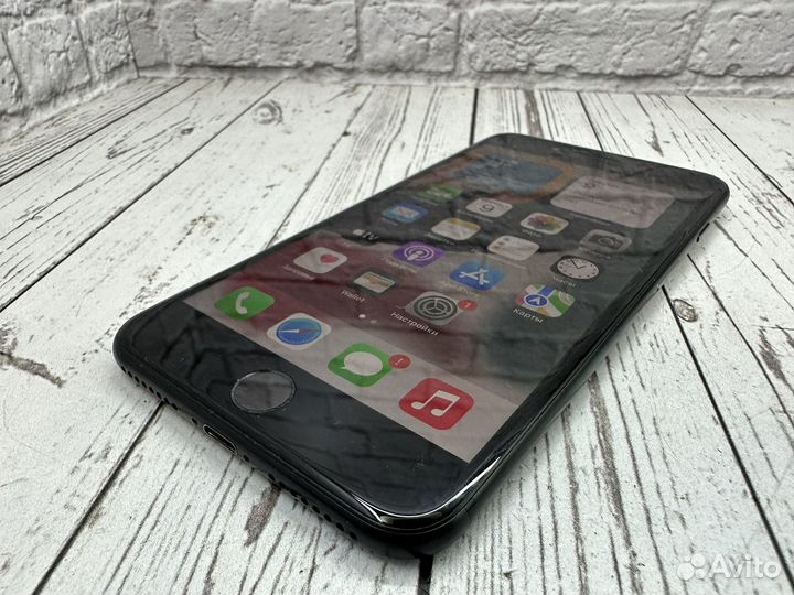 iPhone 7 plus 32gb Black Ростест идеал