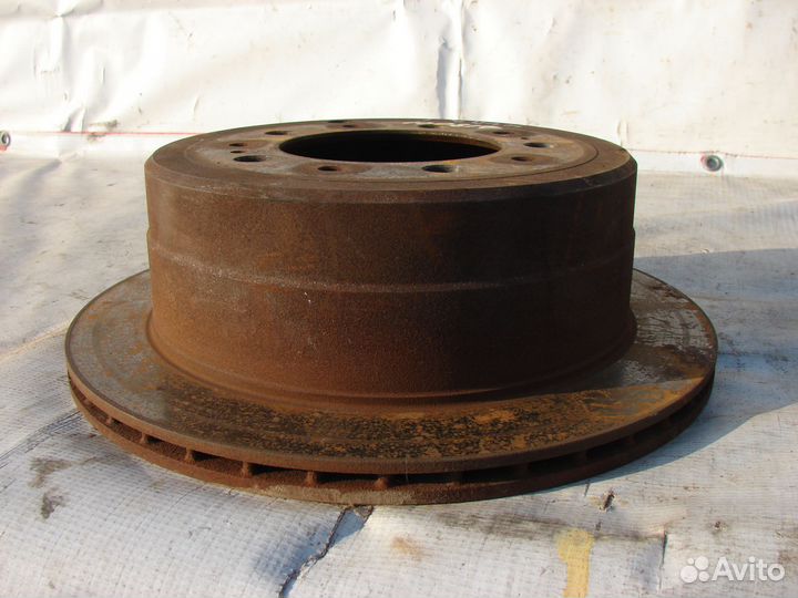 Задние тормозные диски Lexus lx470 06г