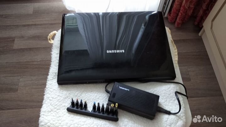 Ноут Samsung R70 15.6'' Core 2 Duo 2 GHz 4 Gb