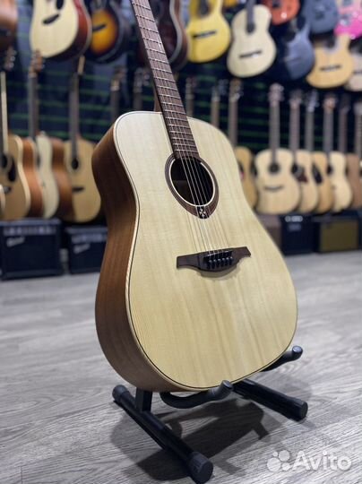 LAG T70D акустическая гитара (массив ели) новая