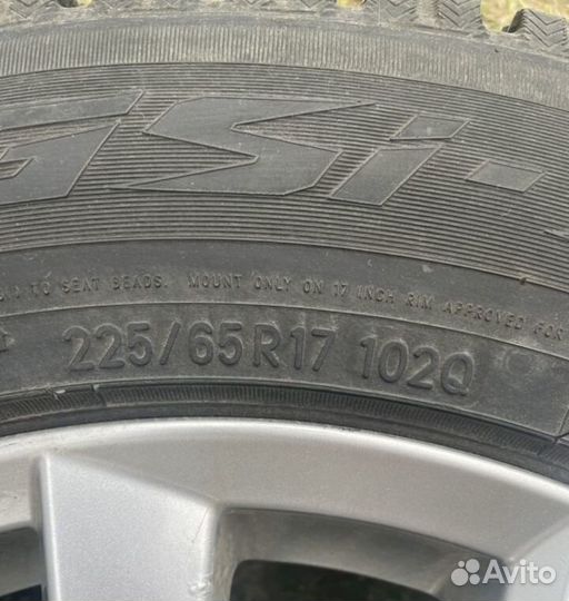 Toyo Observe GSi-5 225/65 R17 Q