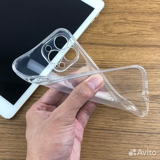 Чехол на Apple iPhone прозрачный с защитой камеры