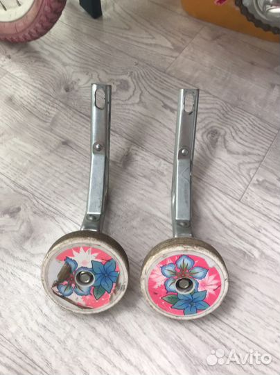 Велосипед для девочки четырех колесный