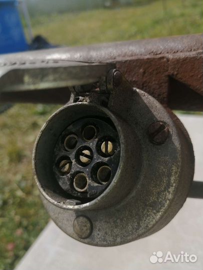 Фаркоп на ваз 2105