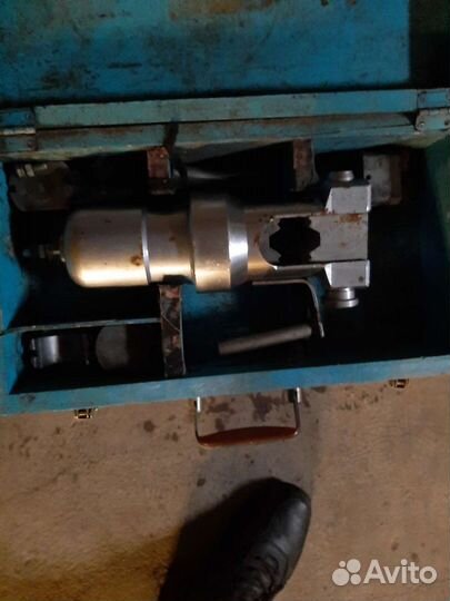 Инструмент гидравлический