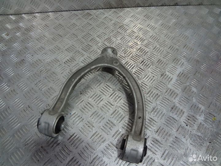 Рычаг передний верхний левый Мерседес 205 253 257