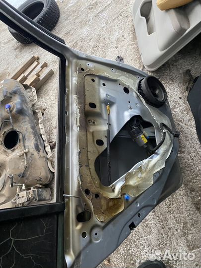 Задняя левая дверь Chevrolet Cruze седан