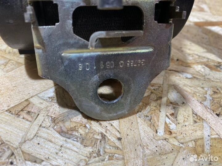 Ремни безопасности задние Ford Fiesta 5 3D 2006