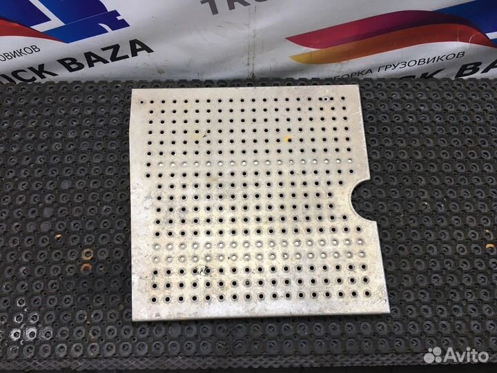 Трап над глушителем Daf XF105