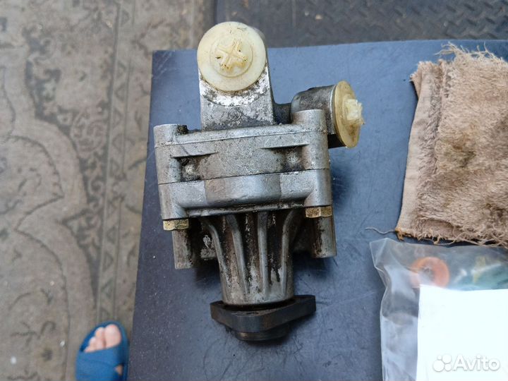 Насос гур audi 100