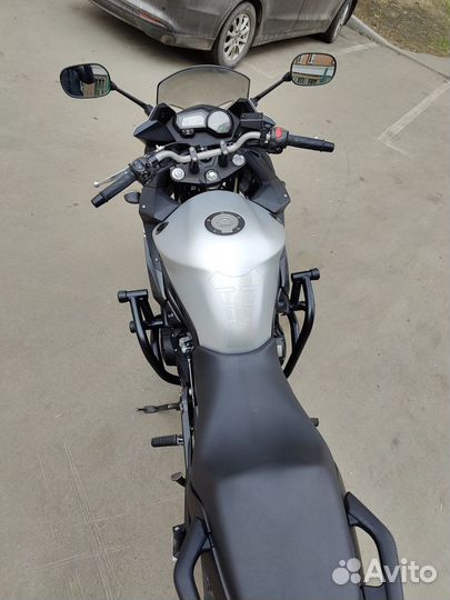 Yamaha XJ6 2015