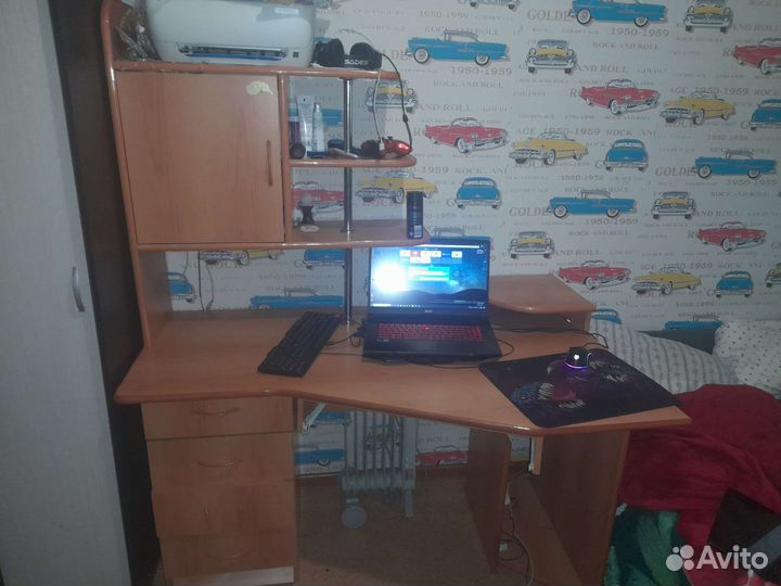 Компьютерный стол бу