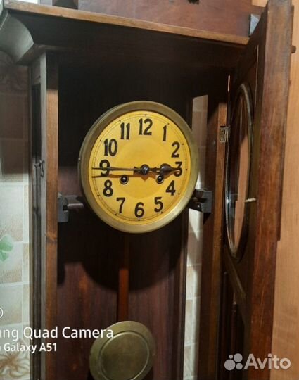 Часы настенные старинные