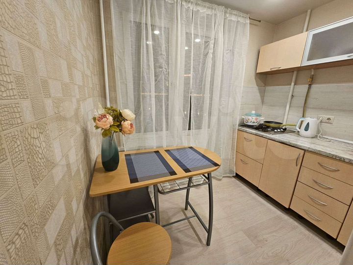 2-к. квартира, 40 м², 7/16 эт.