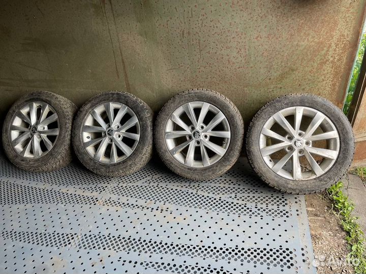 Колеса Octavia r16 оригинал зима