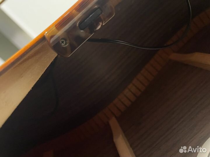 Акустическая гитара gibson