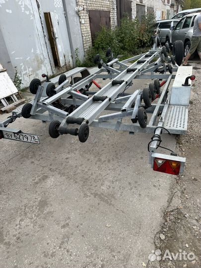 Лодочный прицеп Лав Вектор