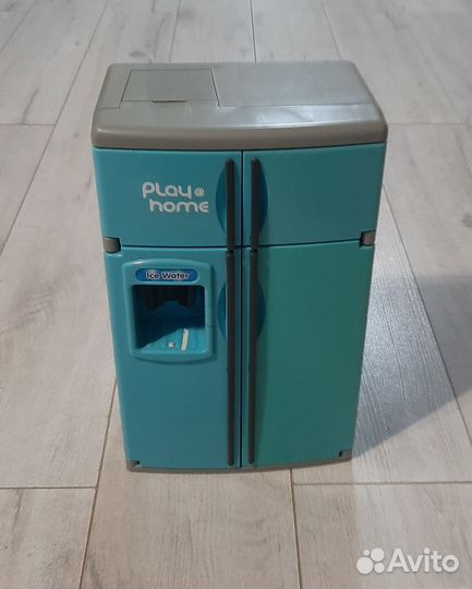 Холодильник игрушка
