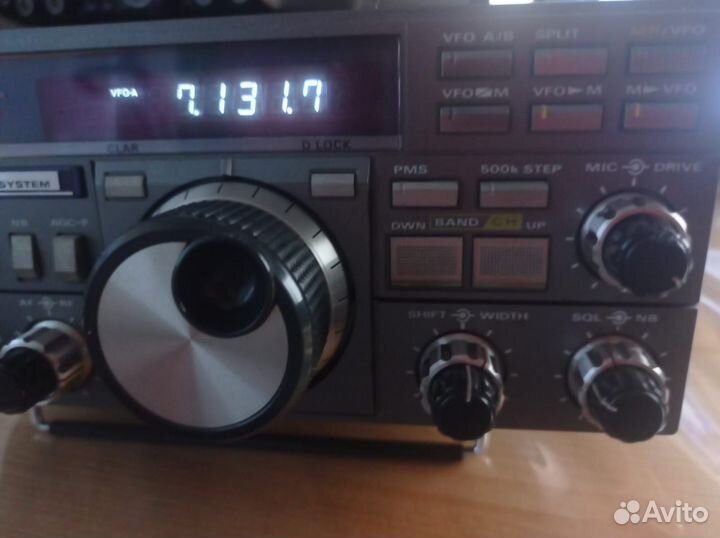 Кв трансивер Yaesu FT-757gx