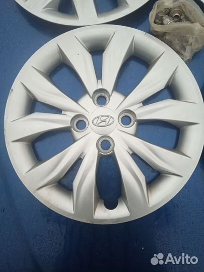 Колпаки r15 комплект Хюндай Солярис 2 с гайками