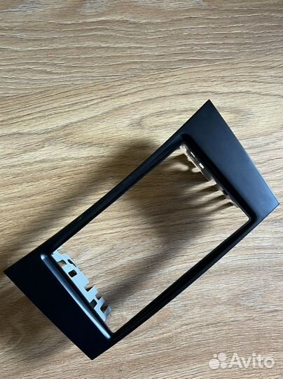 Рамка для магнитолы 2din w211 e-class