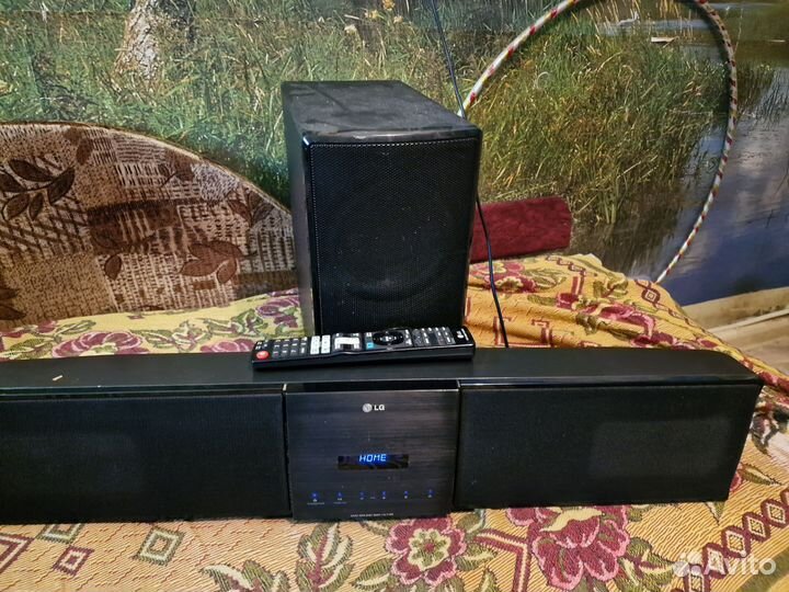 Саундбар LG HLT45W