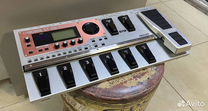 Процессор эффектов для бас-гитары Boss GT-10B