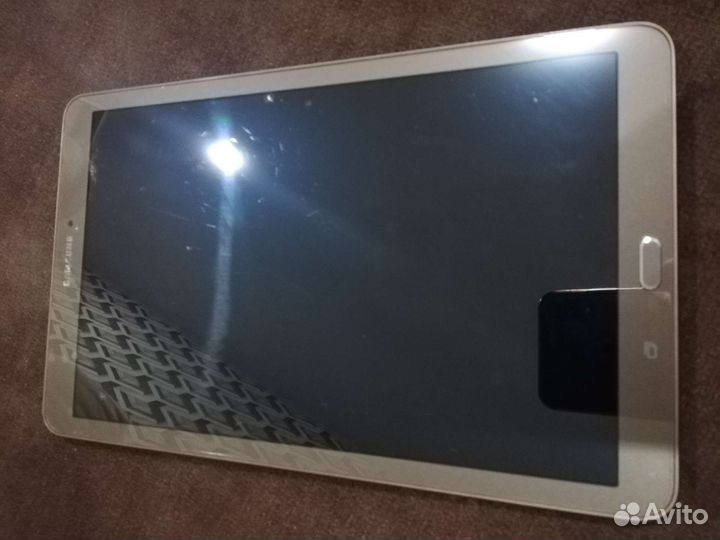 Планшет samsung galaxy tab е